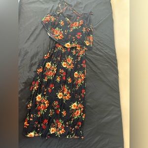 Long navy blue floral dress, large